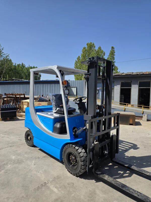 SL-30 -3-Ton Forklift – Robust & High Performance