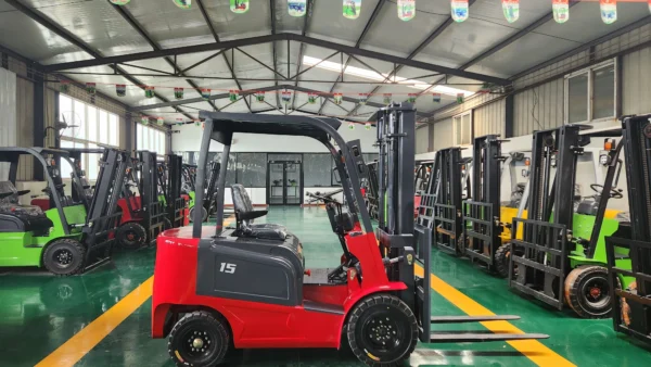 SL-15 Compact 1.5T A Model Forklift - 图片 2