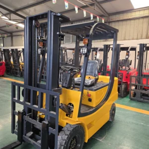 SL-25-2.5Ton Forklift – Precision Lifting